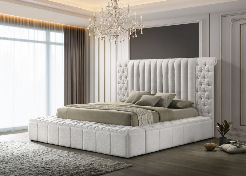 Danbury - Bed With Storage