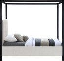 Kelly - Bed