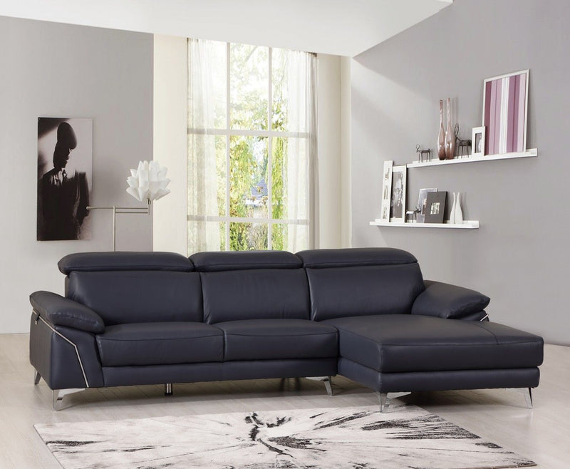 727 - Sectional