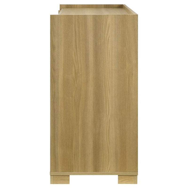 Hyland - 6-Drawer Dresser