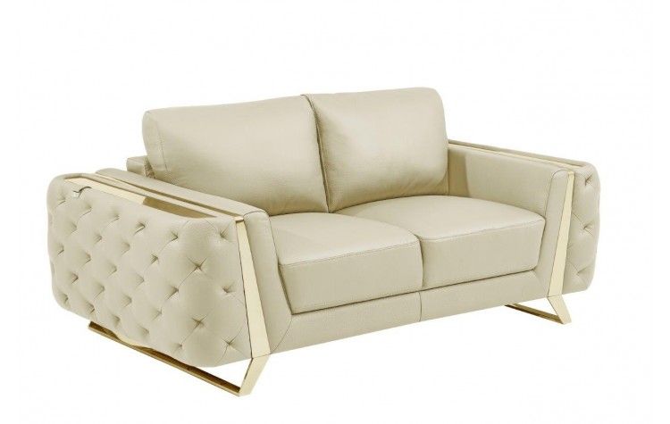 1050 - Contemporary Loveseat