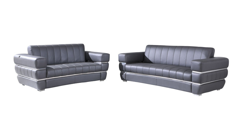 904 - Sofa, Loveseat