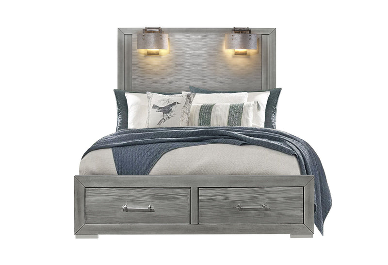 Tiffany - Queen Bed With Lamps - Silver